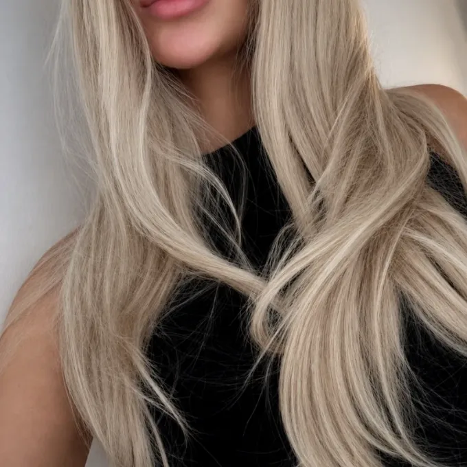 NoNamePrime teaser — blonde close-up